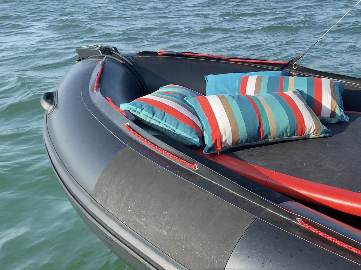 Accessoires confort universels pour Bateau semi-rigide